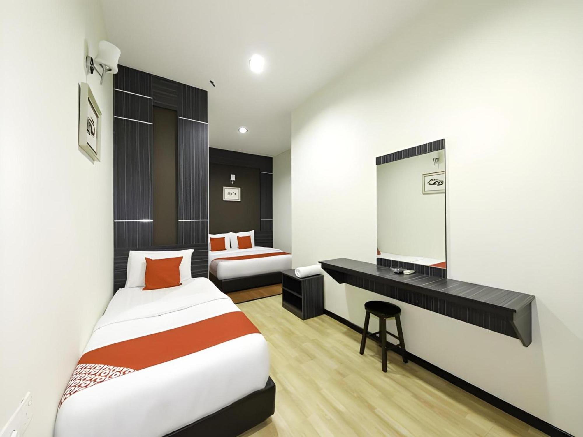 Capital O 812 Hotel Smc Seksyen 13 Shah Alam Exterior foto
